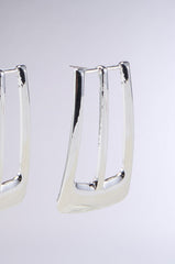 BUCKLE UP EARRING