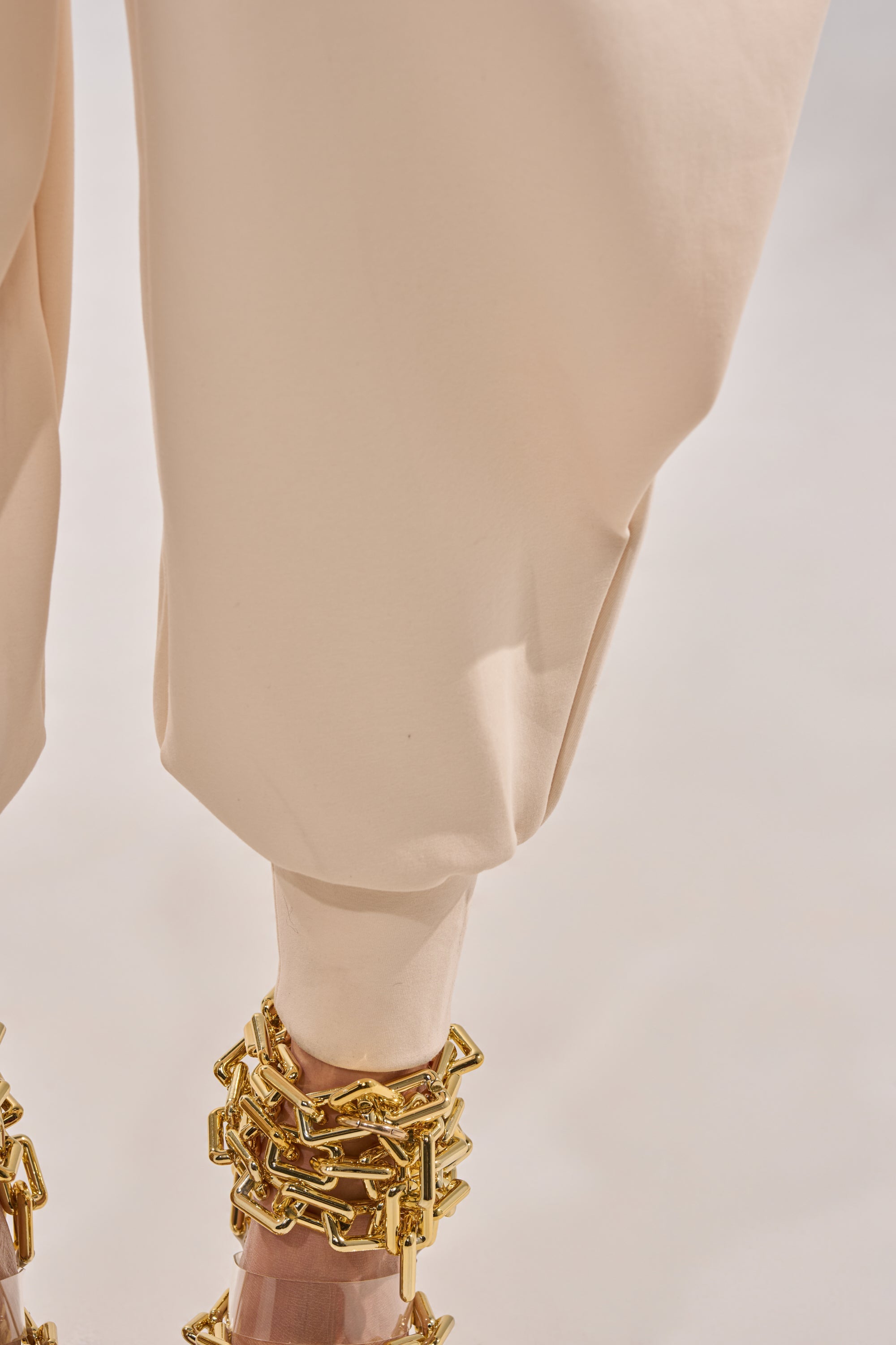 COMFY COZY SWEATSHIRT JUMPSUIT IN BONE