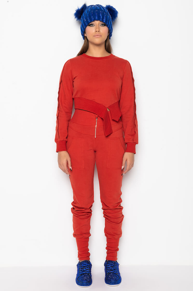 COME CLOSER CUT OUT DETAIL SWEATSHIRT rust