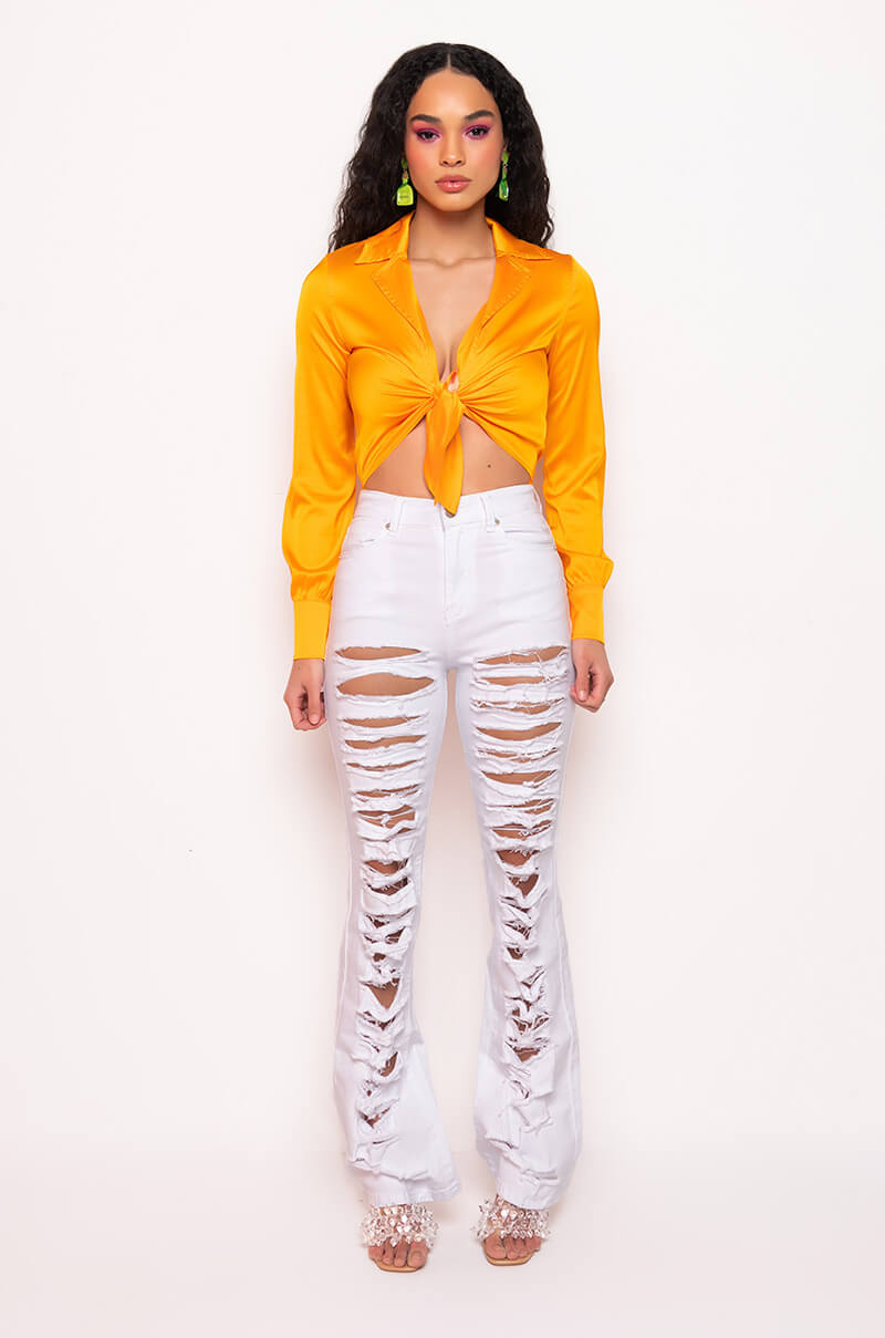 DAMSEL IN DISTRESSED RELAXED HIGH WAISTED JEANS