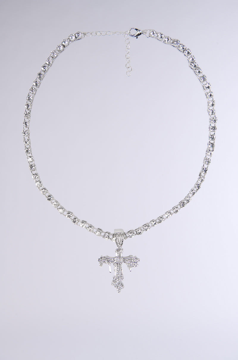 DRIPPY CROSS CHAIN