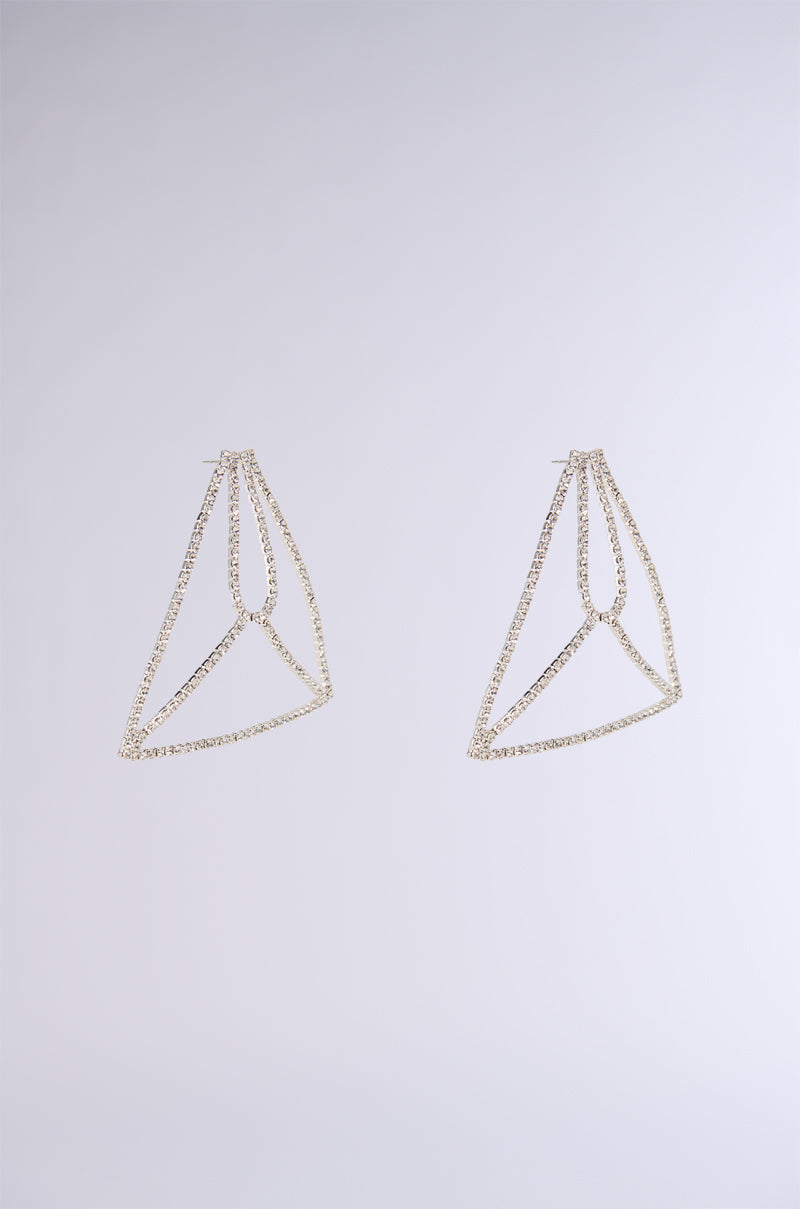 DYNAMIC EARRING